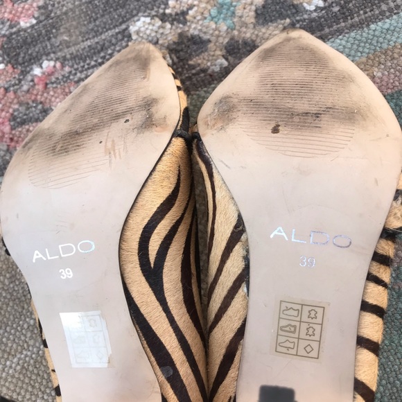 Aldo size 39 tiger print stilettos. - Picture 4 of 7